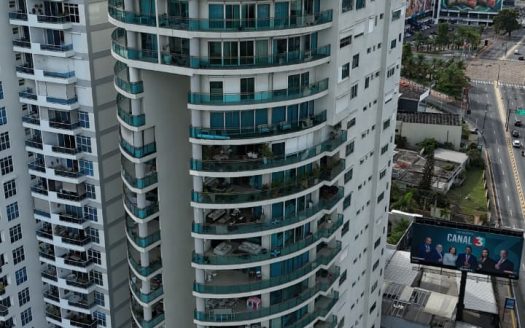 TORRE PEDRO HENRIQUE UREÑA